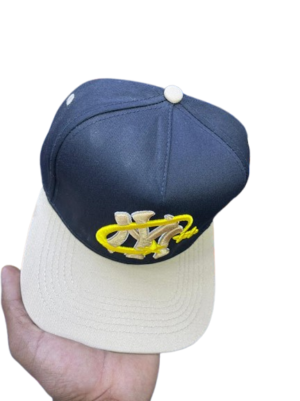 New York Yankees Halo Two-Tone Snapback Hat – Black & Cream
